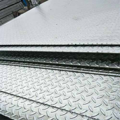 Best Supplier SS400 1.5-100mm Galvanized Steel Chequered Plate Gi Diamond Plate Checkered Steel Plate for sale